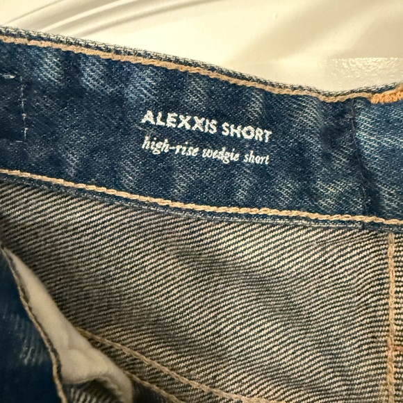 AG Jeans Alexxis Short in Sz 29 NWT - Picture 12 of 12